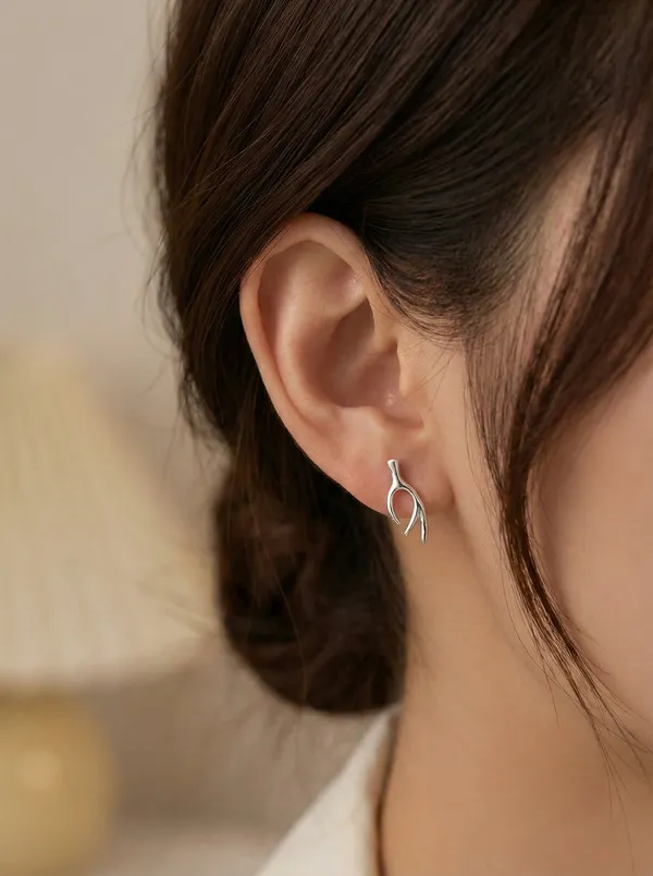 925_Sterling_Silver_Wishbone_Stud_Earrings